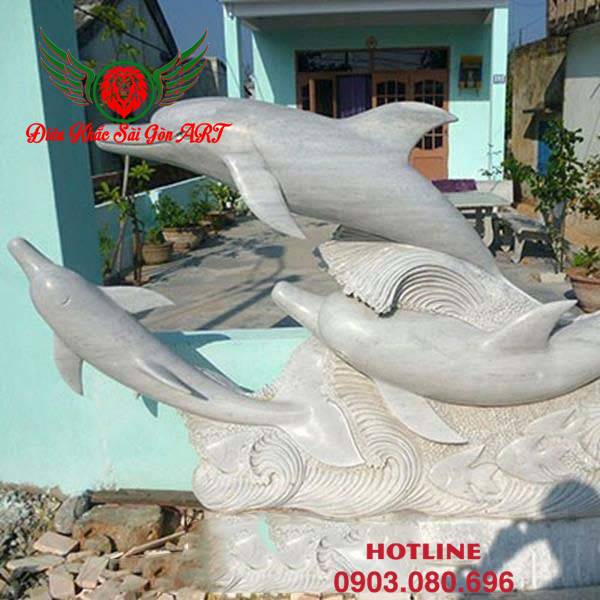 Tượng điêu khắc con cá heo 3
